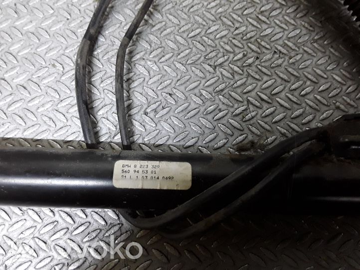 BMW 7 E65 E66 Boucle de ceinture de sécurité avant 8223329