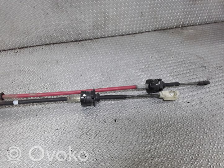 KIA Cerato Gear shift cable linkage 