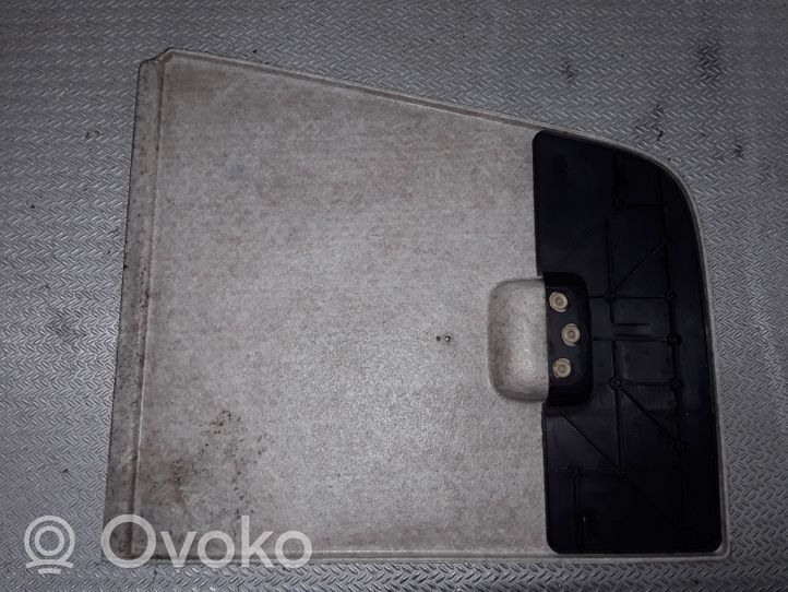 Volkswagen Touareg I Trunk/boot trim cover 7L6867038