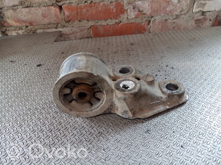 Volkswagen PASSAT B5.5 Supporto alloggiamento assale posteriore 4B0501522E