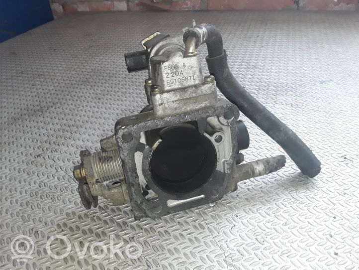 Mazda 323 F Clapet d'étranglement E9T06871