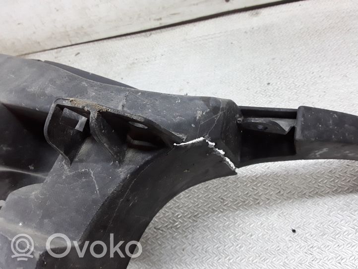 Mazda 5 Jäähdyttimen kehyksen suojapaneeli 1L848653HBA