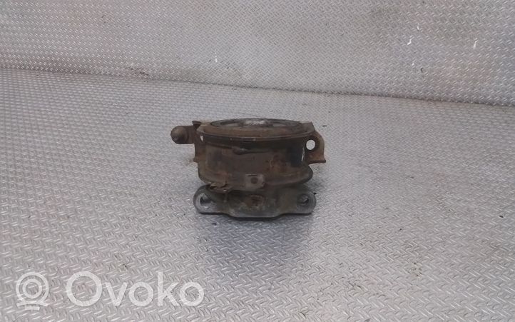 Chrysler Voyager Wspornik / Mocowanie silnika 04861308