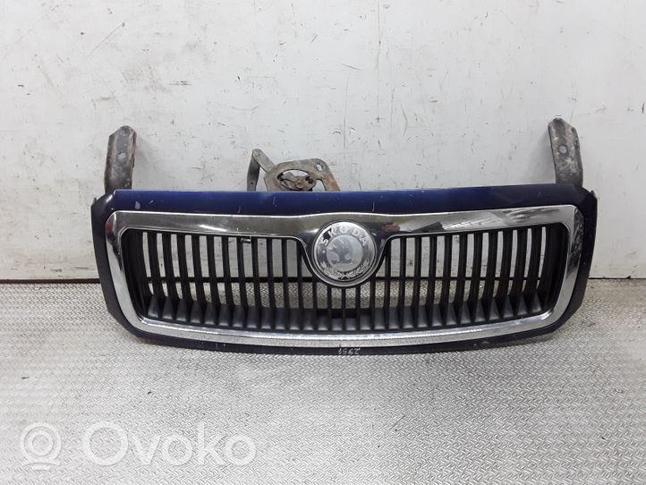 Skoda Fabia Mk1 (6Y) Maskownica / Grill / Atrapa górna chłodnicy 6Y0853668