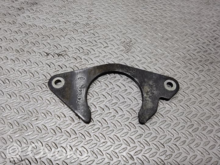 Nissan Primastar Staffa del cuscinetto di supporto dell’albero di trasmissione 741266