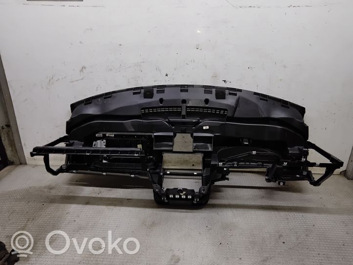 Volkswagen Jetta V Dashboard 1K1858296B