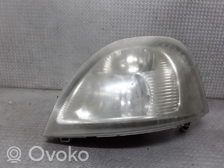 Renault Master II Lampa przednia 8200163516D