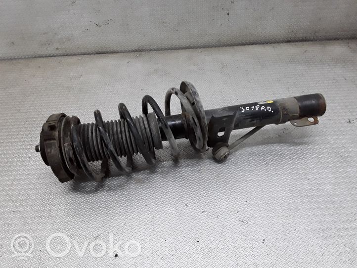 Volkswagen Polo Front shock absorber with coil spring 