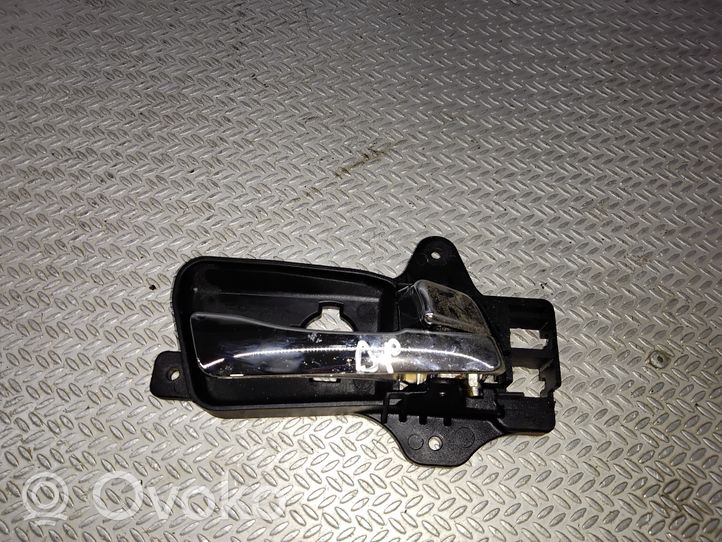 Hyundai i30 Maniglia interna per portiera anteriore 82623FD000