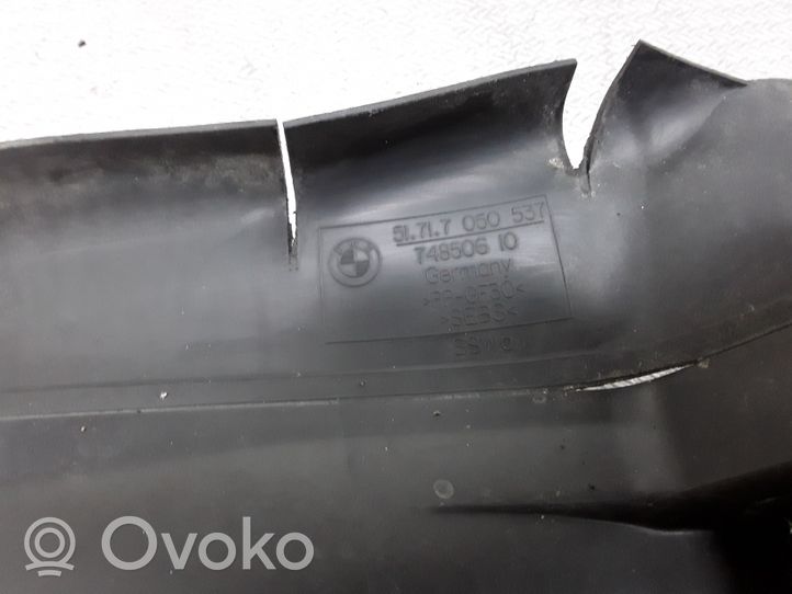 BMW 5 E60 E61 Wlot / Kanał powietrza intercoolera 51717050537