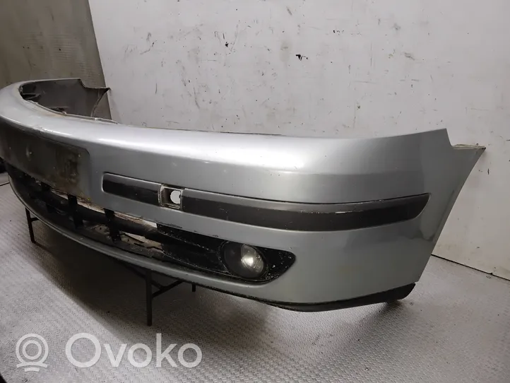 Renault Laguna II Front bumper 