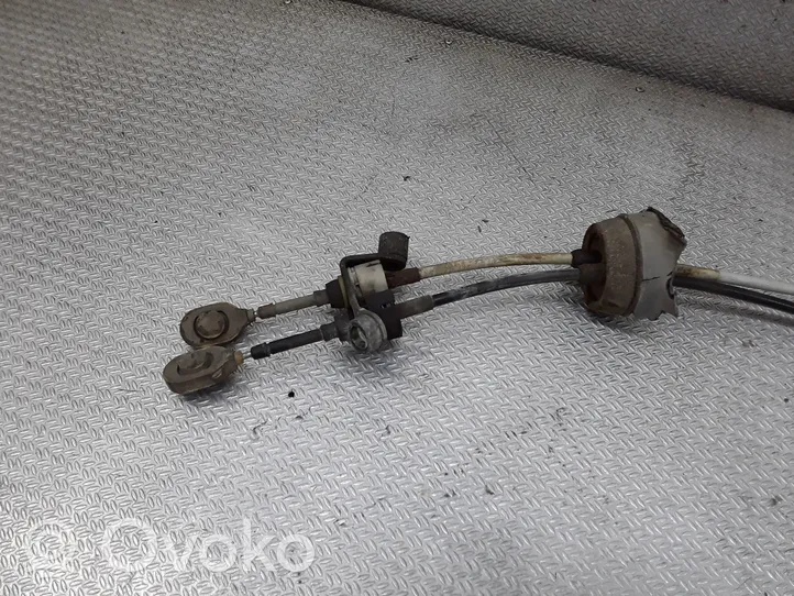 Opel Meriva A Gear shift cable linkage 