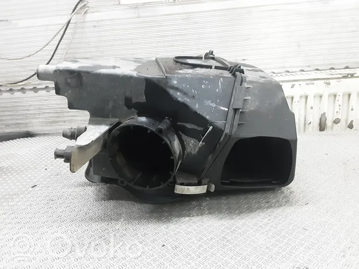 Audi A6 S6 C6 4F Коробка воздушного фильтра 4F0133835N