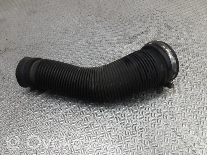 Opel Combo C Air intake duct part 93319134