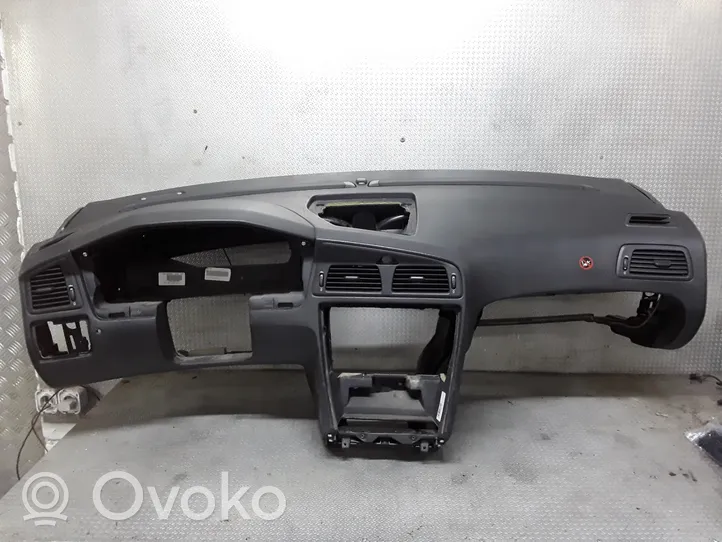 Volvo V70 Tableau de bord 9165748