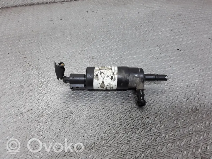 Volvo V70 Ajovalonpesimen pumppu 