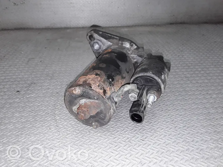 Volkswagen Golf VI Starter motor 