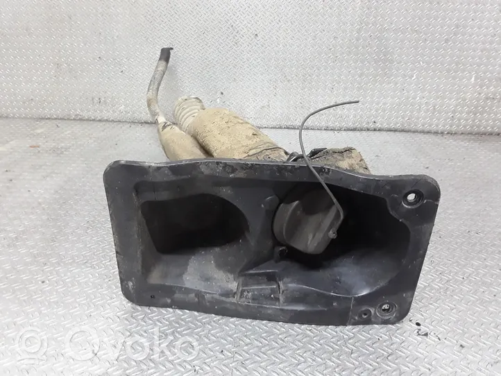 Opel Vivaro Tuyau de remplissage de réservoir de carburant 