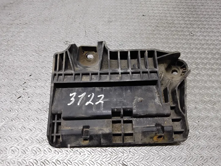 Ford Mondeo MK IV Staffa di montaggio della batteria 6G9110663A