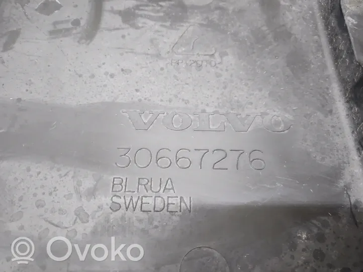 Volvo V50 Pokrywa skrzynki akumulatora 30667276