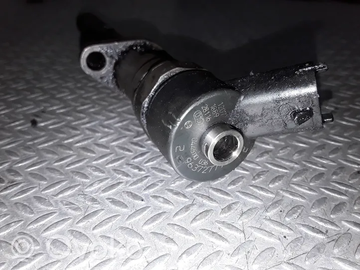 Citroen C8 Injecteur de carburant 0445110036