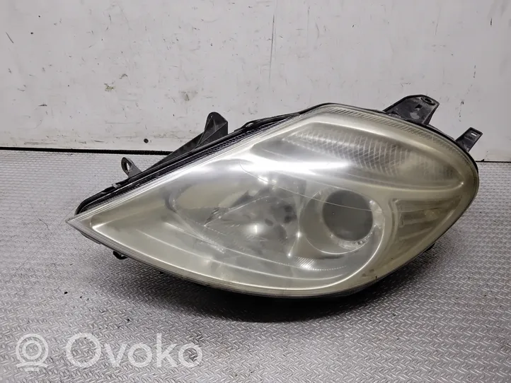 Citroen C8 Lampa przednia 1494316080