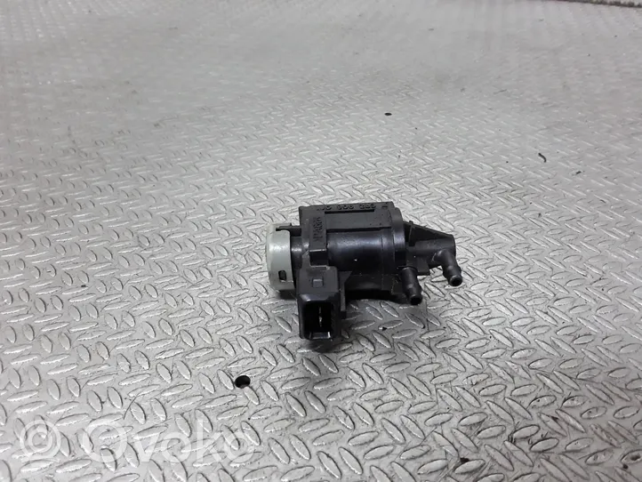 Audi A2 Electrovanne Soupape de Sûreté / Dépression 1J0906283A