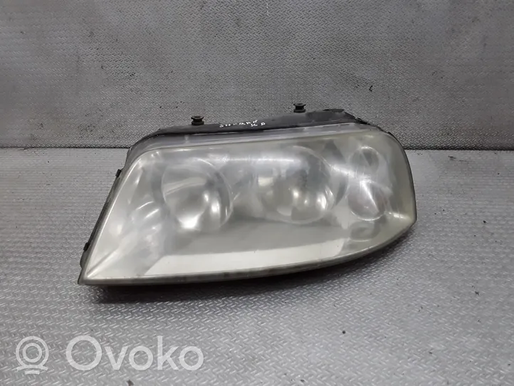 Volkswagen Sharan Faro/fanale 0301182201