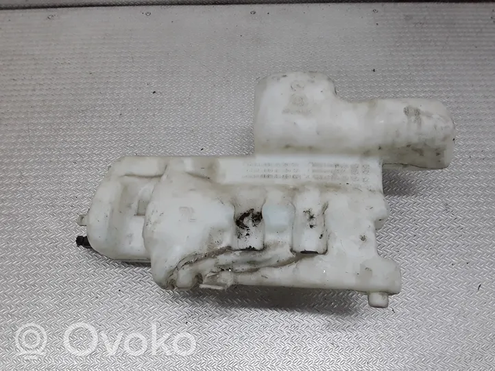 Mercedes-Benz Vito Viano W638 Réservoir de liquide lave-glace 6388691120KZ