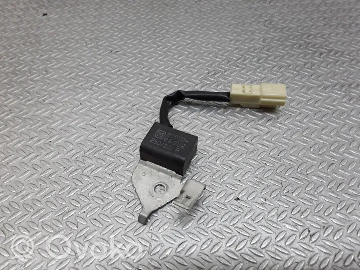 Toyota Avensis T250 Antennenverstärker Signalverstärker 9008088002