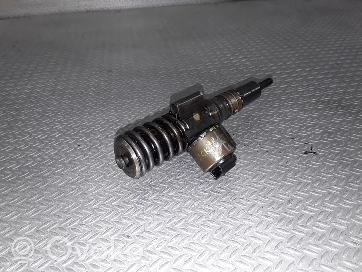 Dodge Journey Injecteur de carburant 03G130073B