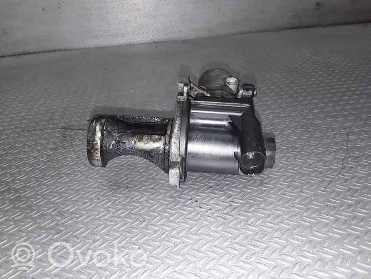 Audi A4 S4 B7 8E 8H Valvola EGR 38131501AD