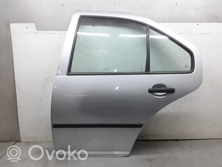 Volkswagen Bora Rear door 