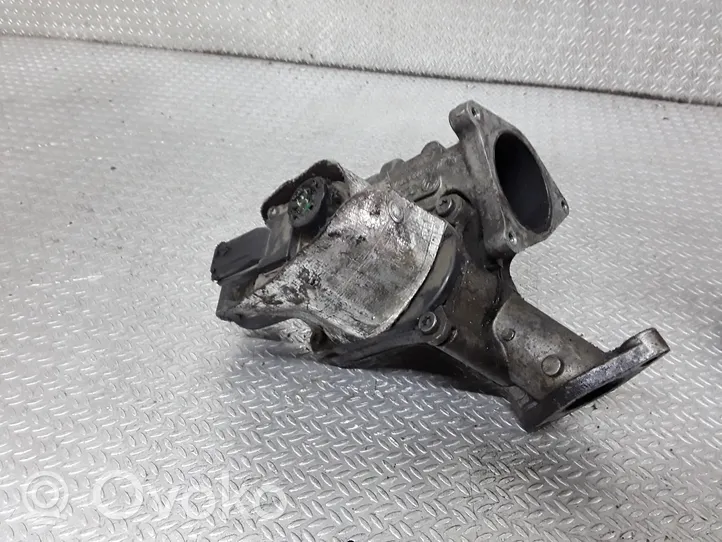 Volkswagen PASSAT B6 Zawór EGR 03G129637A