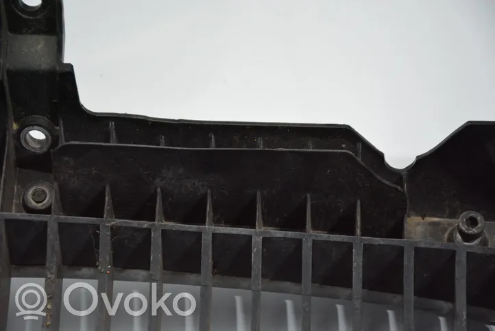 BMW 7 E65 E66 Grille de calandre avant 51138268325