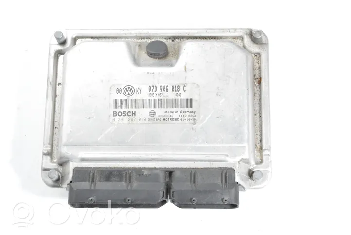 Volkswagen PASSAT B5.5 Unité de commande, module ECU de moteur 07D906018C