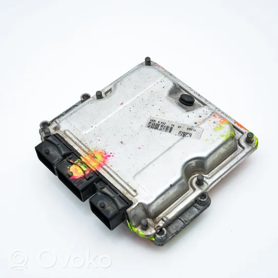 Fiat Ulysse Unité de commande, module ECU de moteur 0281011522