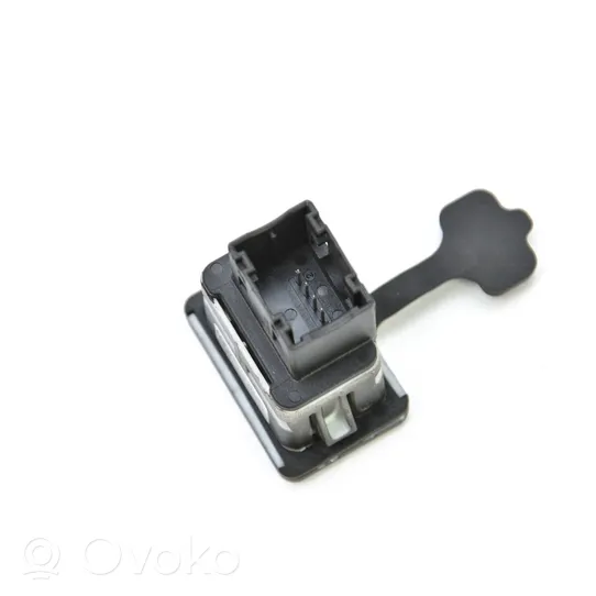 Alfa Romeo 159 Connettore plug in USB 156074010