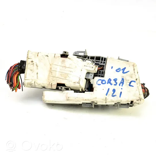 Opel Corsa C Module de fusibles 09115148