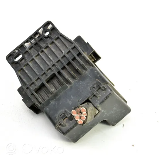 Hyundai Elantra Module de fusibles MG642309