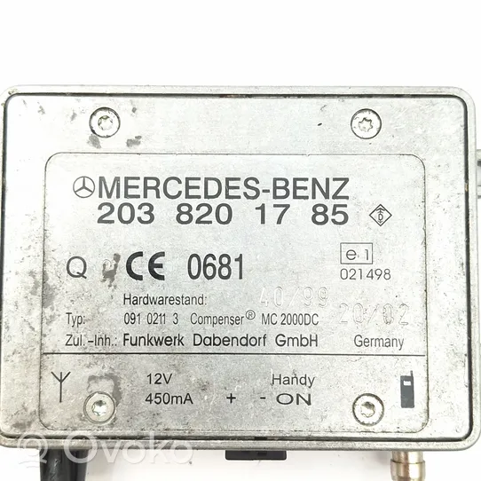 Mercedes-Benz C W203 Antenos stiprintuvas 2038201785