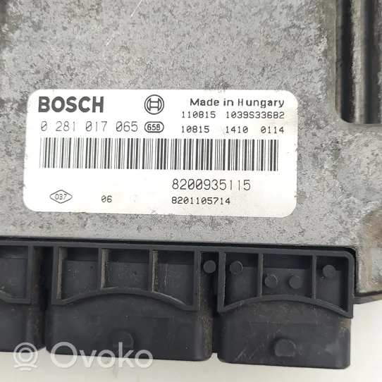 Opel Vivaro Unité de commande, module ECU de moteur 0281017065