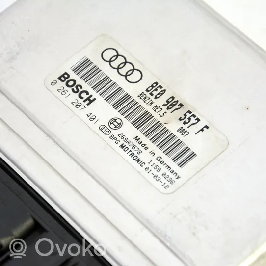 Audi A4 S4 B6 8E 8H Moottorinohjausyksikön sarja ja lukkosarja 8E0907557F