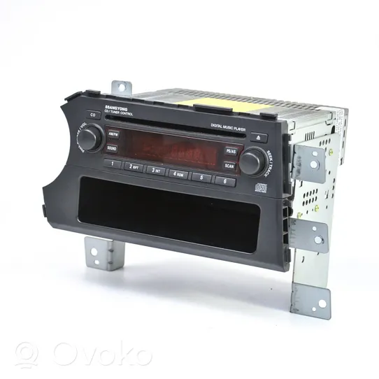 SsangYong Kyron Panel / Radioodtwarzacz CD/DVD/GPS 8910009410