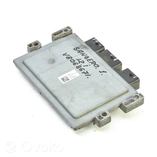 Dacia Sandero Komputer / Sterownik ECU i komplet kluczy 8200672654