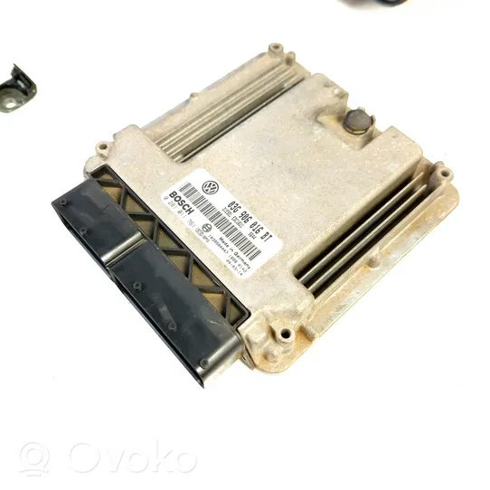 Volkswagen Touran I Komputer / Sterownik ECU i komplet kluczy 03G906016BT