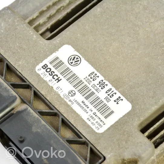 Volkswagen Golf V Komputer / Sterownik ECU i komplet kluczy 03G906016BC