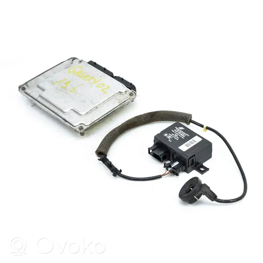 Ford Galaxy Komputer / Sterownik ECU i komplet kluczy 038906019FA