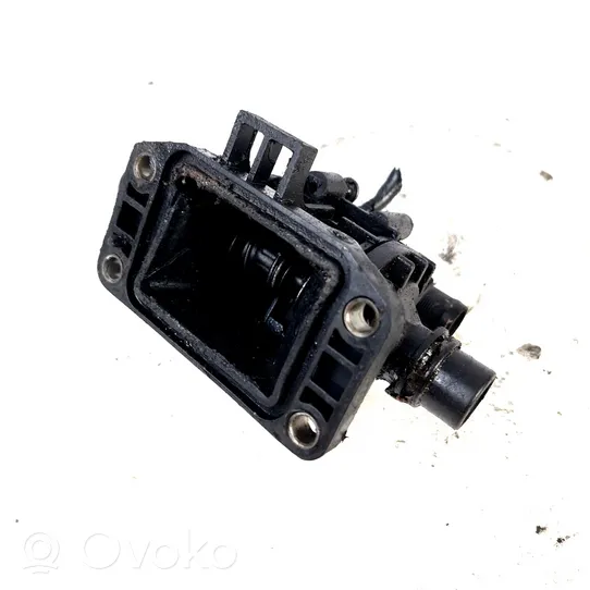 Ford C-MAX I Boîtier de thermostat 