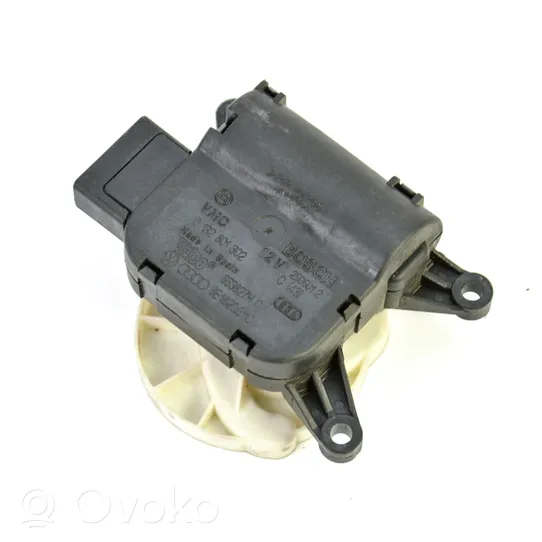 Audi A4 S4 B6 8E 8H Elektrinis valdymo mechanizmas (turbinos) 8E1820511C